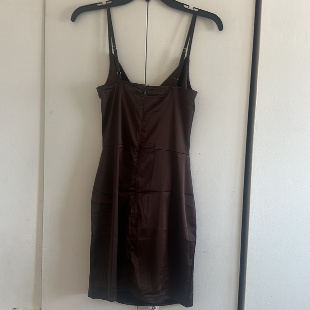 💥LAST ONENWT ASOS Parisian satin cami strap mini dress in chocolate brown - Picture 3 of 17